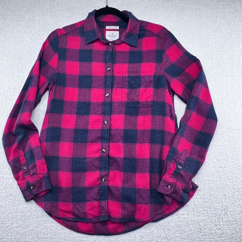 American Eagle Outfitters Red & Gray Plaid Boyfriend Fit Flannel‎ Shirt Size S